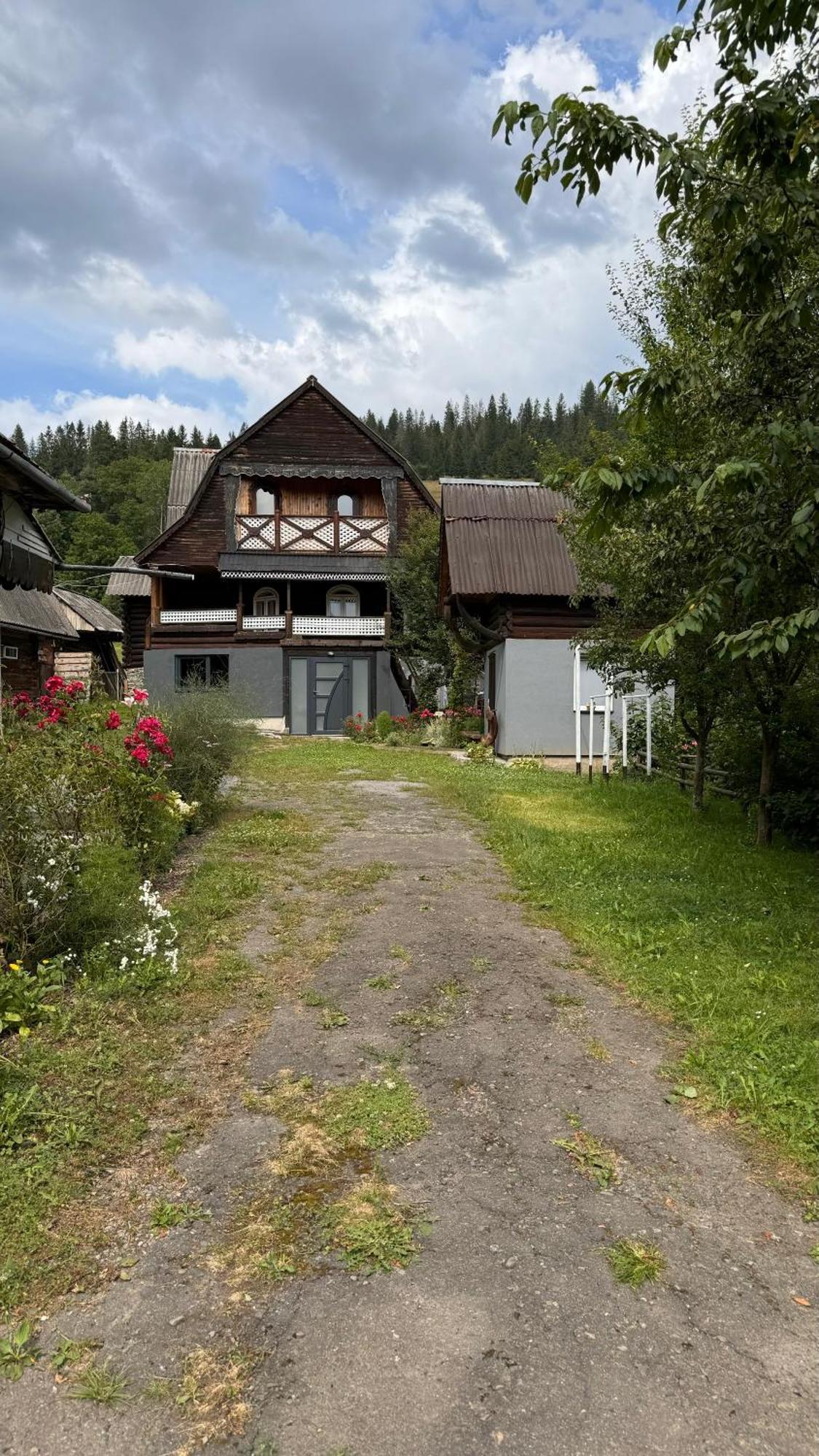Guest House Izky Exterior foto